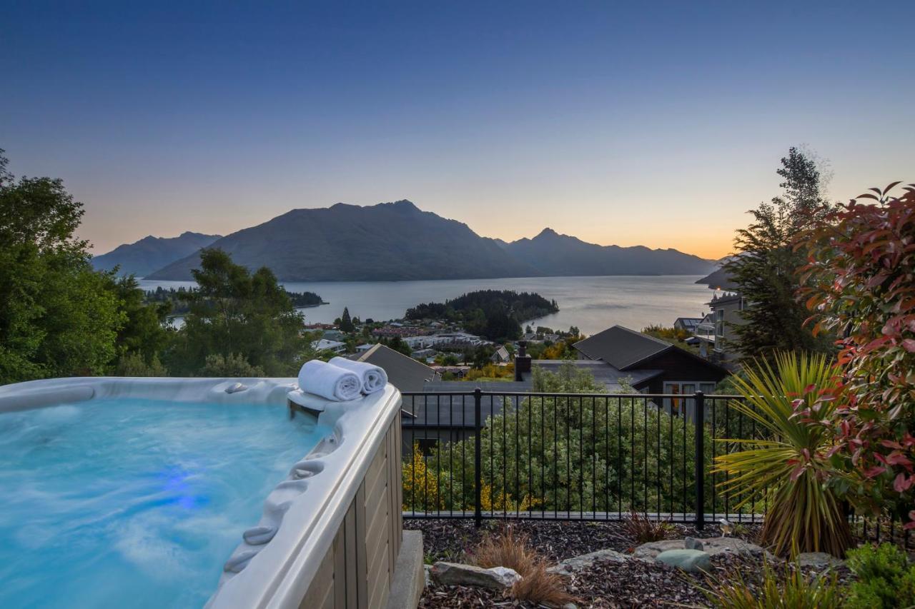 Queenscliff Villa - Outstanding Views And Close To Town Queenstown Exterior photo