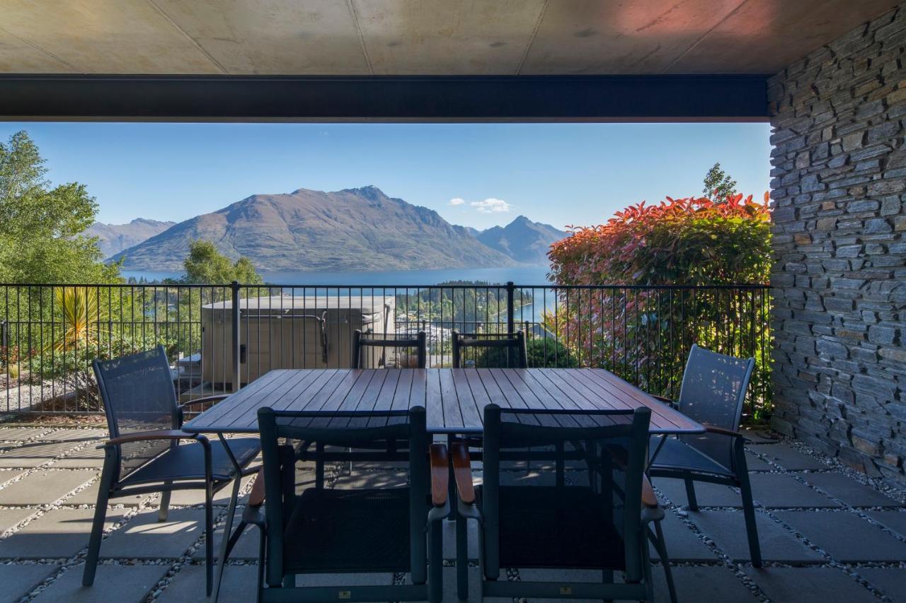 Queenscliff Villa - Outstanding Views And Close To Town Queenstown Exterior photo