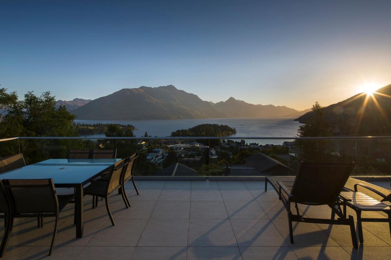 Queenscliff Villa - Outstanding Views And Close To Town Queenstown Exterior photo