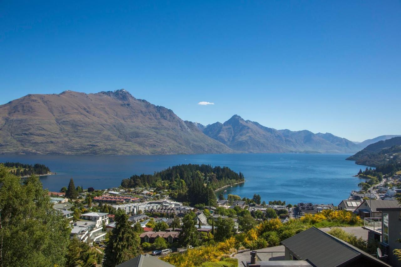 Queenscliff Villa - Outstanding Views And Close To Town Queenstown Exterior photo